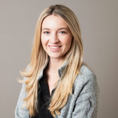 Carolyn Hayes headshot